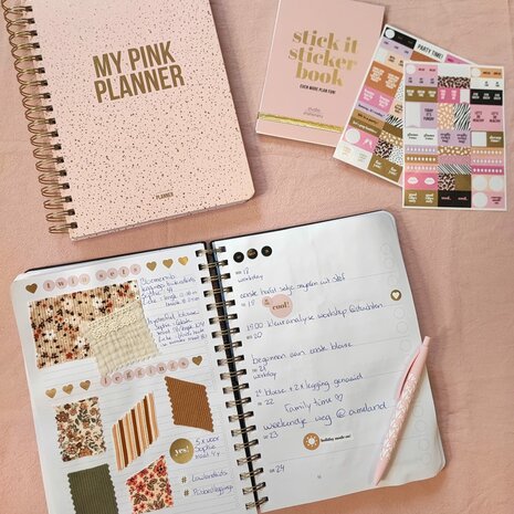 Notepad Wild &amp; Cute