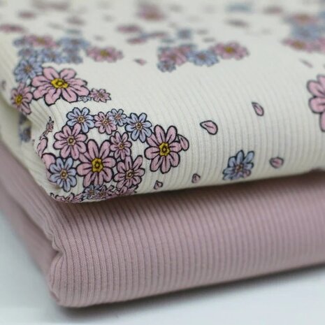 ribtricot soft bloembladeren met oud roze uni KicKenStoffen - BEEBSstofjes