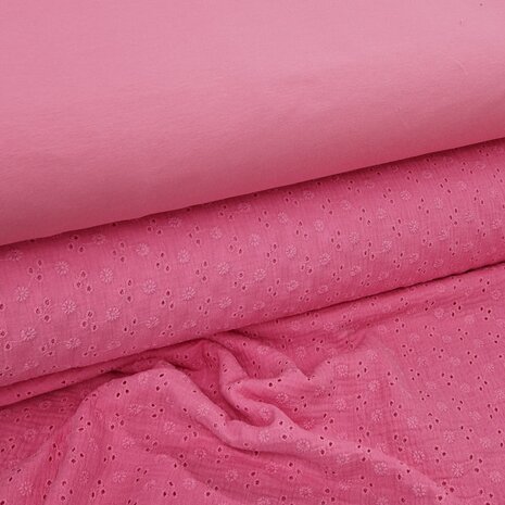 soft sweat biologische french terry KicKenStoffen roze met broderie hydrofiel