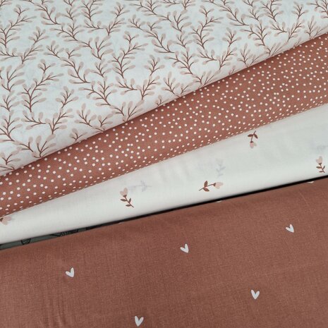 Jursie katoen hartjes claypink - KicKenStoffen 23700-056