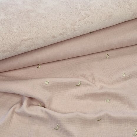 bamboe katoen fleece 206030 oud roze licht - hydrofiel maan en sterren - KicKenStoffen