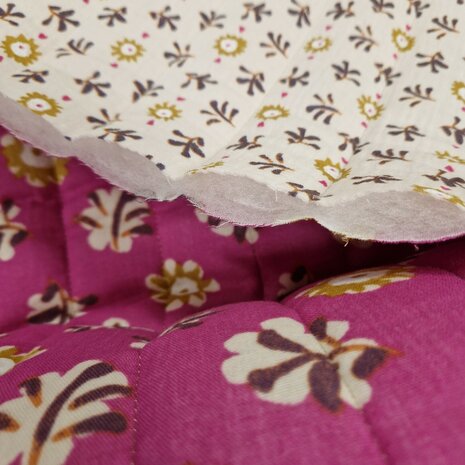 dubbelzijdige bloemen en blaadjes fuchsia gevoerde hydrofiel Swessie - KicKenStoffen
