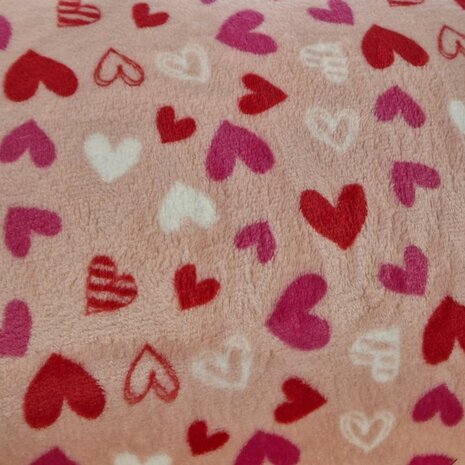 wellness fleece vrolijke hartjes - KicKenStoffen