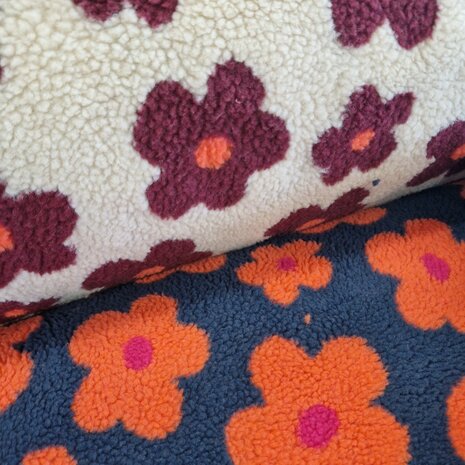 teddy groen en blauw bloemen Poppy fabrics 03716. - KicKenStoffen (2)