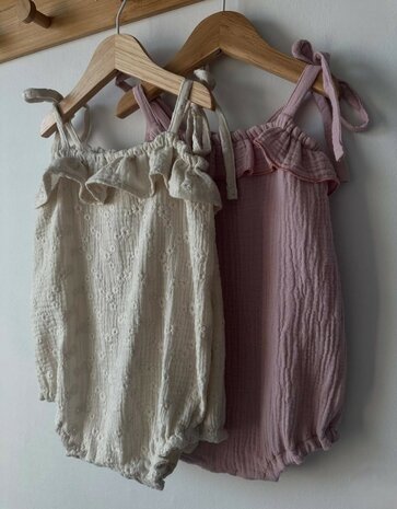 Hydrofiele rompers gemaakt door atelier loua