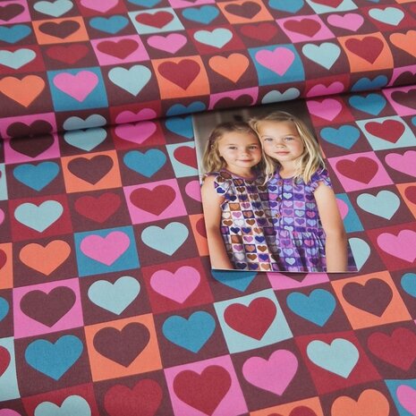 hartjes fijne poplin Poppy van KicKenStoffen 1