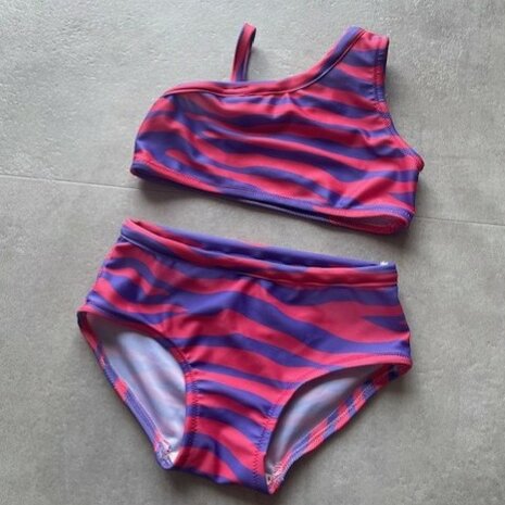 mooie bikini gemaakt door klant kickenstoffen