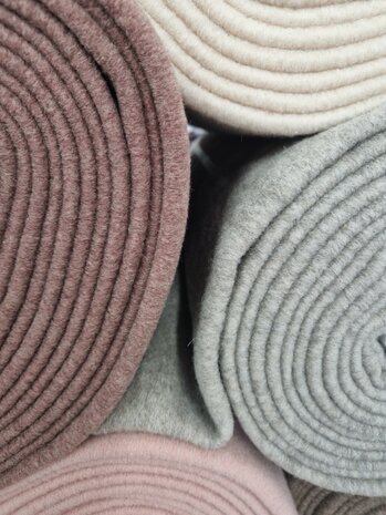 merino wol fleece ecru en mauve en taupe en bruin en roze - kickenstoffen