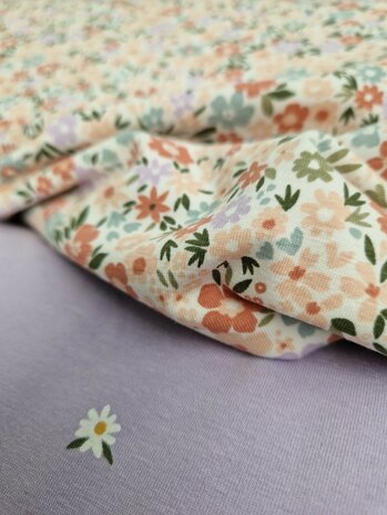 lila veldbloemen en lila madeliefjes tricots Jursie - KicKenStoffen