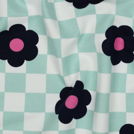 Poppy french terry blocks and big flowers mint blauw roze van KicKenStoffen