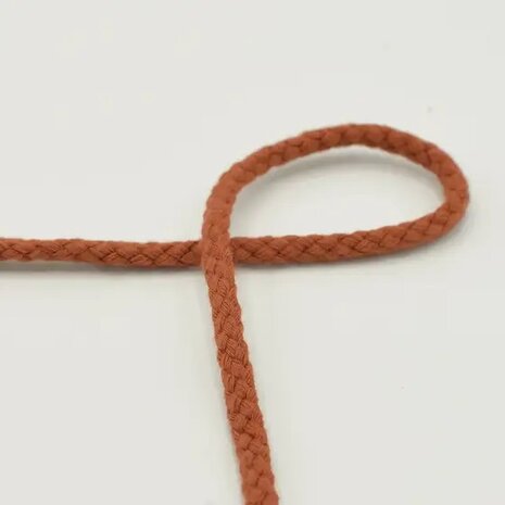 terracotta-cognac katoenen gevlochten koord KicKenStoffen babystoffen