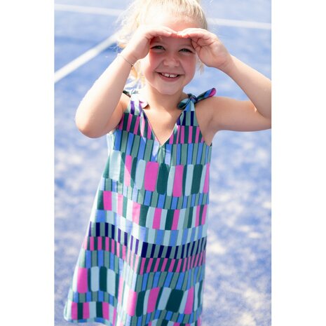 staafjes stof katoen viscose van de dress estelle uit poppy 26 05922.004 kickenstoffen