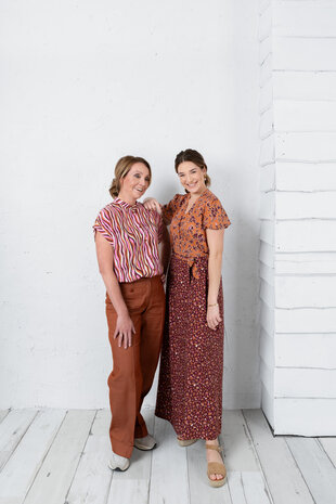 Pom&eacute;-magazine-01 trousers emilie en blouse billie endress tamar