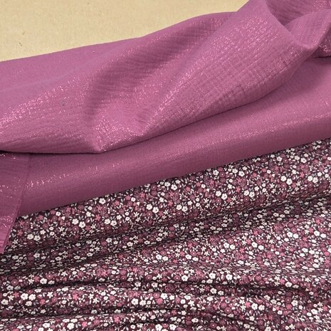 mooie bloem tricot met mauve glitter hydrofiel - kickenstoffen