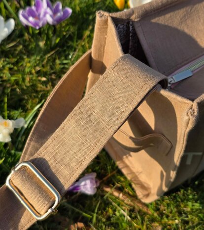 vrolijke bloem poplin met cacao linnen BEEBSstofjes en gespen - tas gemaakt door mbym.sewing kickenstoffen