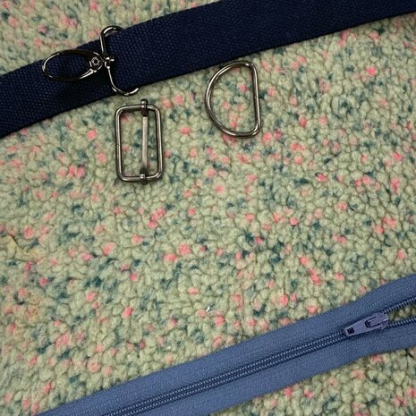 gespen voor tas en tassenband en rit met teddy kickenstoffen - voor rugzakje poppy 25