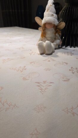 kerstkleed van winterstof damast kickenstoffen - off white