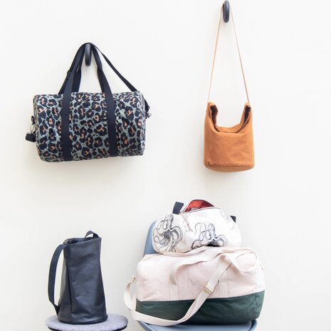 flo-duffelbag-bucketbag-pattern
