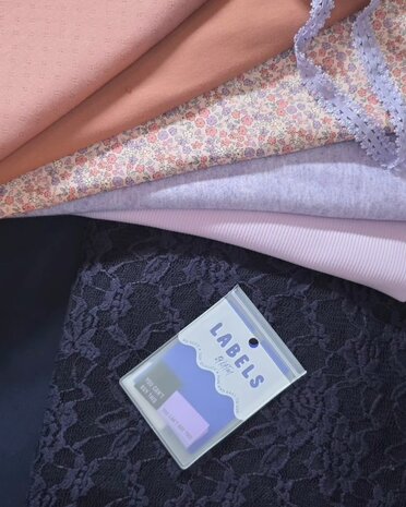 mooie stofstapeltjes kickentstoffen modestoffen