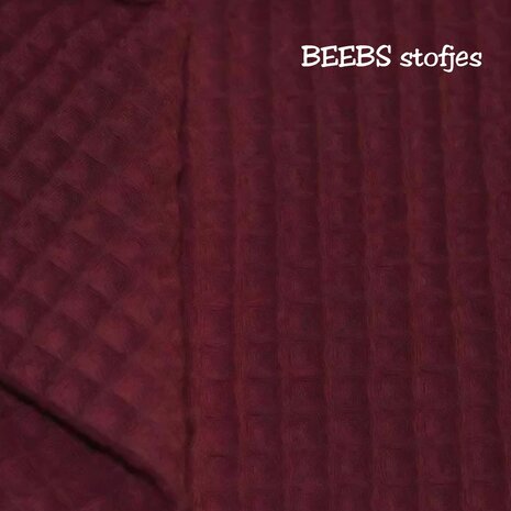 BEEBSstofjes Wafel picque bordeaux van KicKenStoffen
