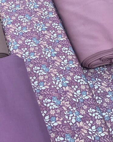 tricot bloemen en blaadjes 1161322met boordstof oud roze en oud lila