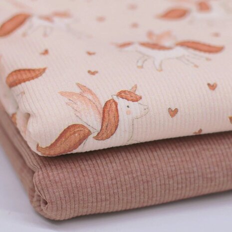 Rib-Jersey-Fabric-Flying-Unicorn-beebsstofjes