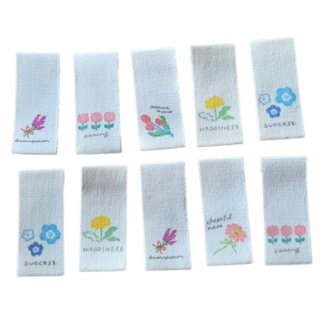 pastel bloemen op natural ondergrond - naailabels kickenstoffen