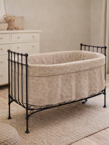 wiegbekleding van broderie katoen babykamer - kickenstoffen