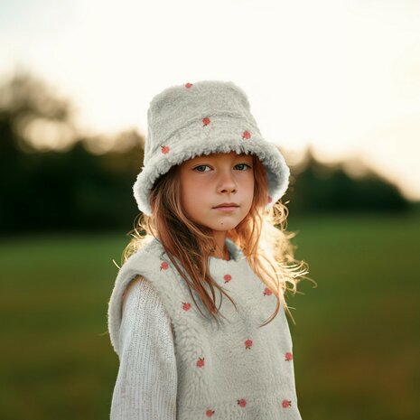 teddy met geborduurde perzikjes Poppy 04729.001