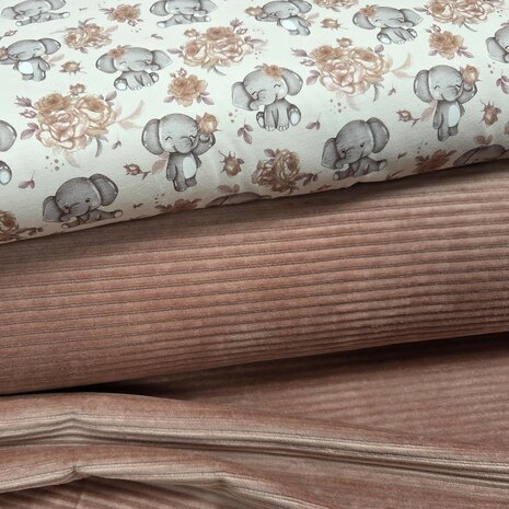 jersey Digital Sweet Elephant met brede ribfluweel claypink kickenstoffen