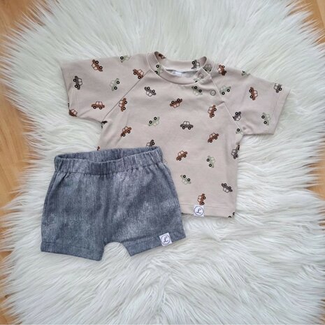 voorbeeld auto tricot shirt gemaakt door lenies miniatelier 