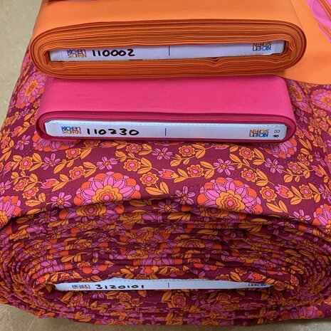 gesteptestof Poppy met uni katoentjes bijpassend