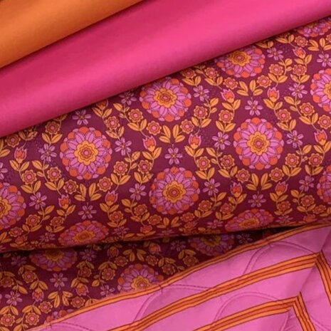 gesteptestof Poppy met uni katoentjes bijpassend