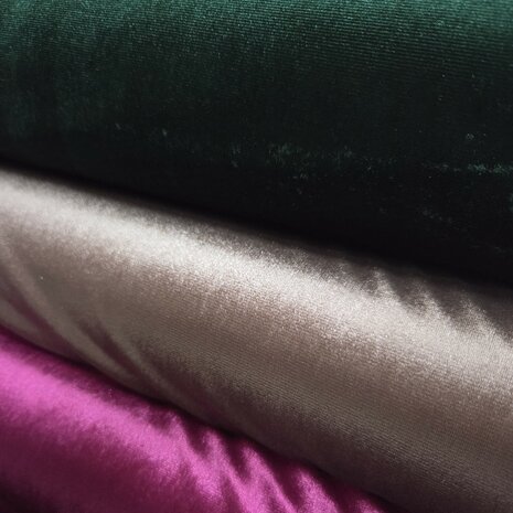 luxe velvet tricot stof - kickenstoffen - BEEBSstofjes