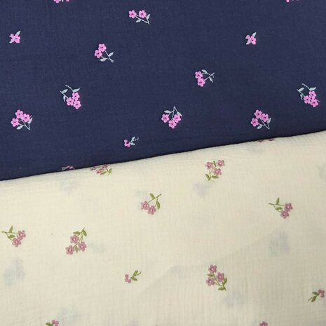 Hydrofiel met schattig geborduurde bloemetjes Double Gauze