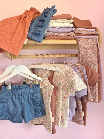 wardrobe capsule gemaakt door mbym.sewing - stoffen kickenstoffen