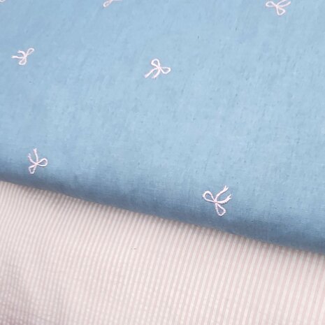 strikjes geborduurde denim met seersucker streepjes roze