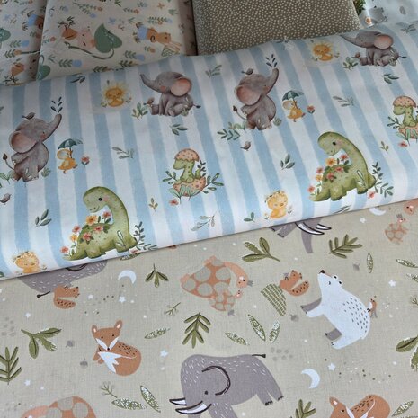 Swessie stoffen kickenstoffen (dieren katoen)