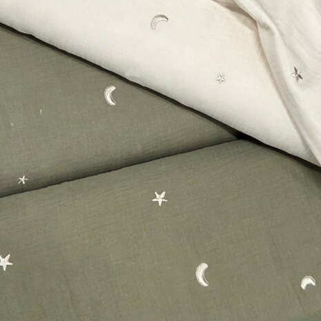 3113251 hydrofiel maan sterren Poppy van KicKenStoffen - groen en natural