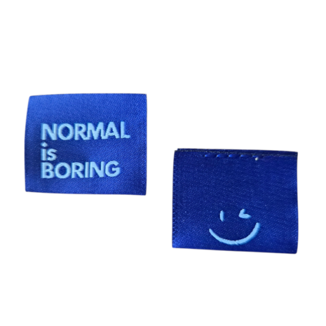 Label Normal is boring blauw