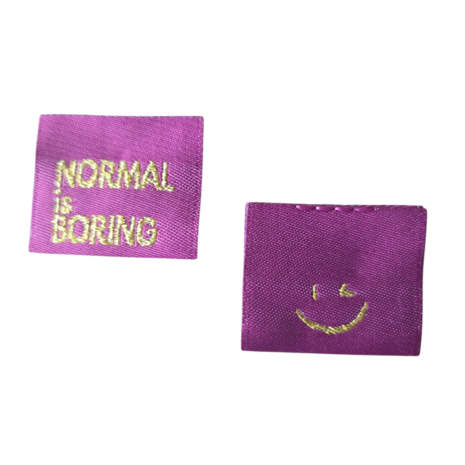 Label Normal is boring bordeaux kickenstoffen