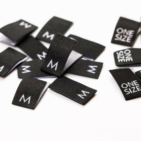 zwarte maat labels one size - xs tot xxl