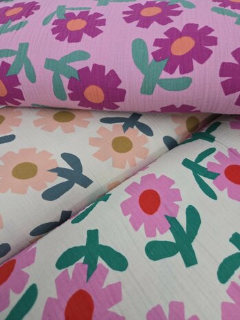 hydrofiel grote bloemen Jennifer Bouron - kickenstoffen