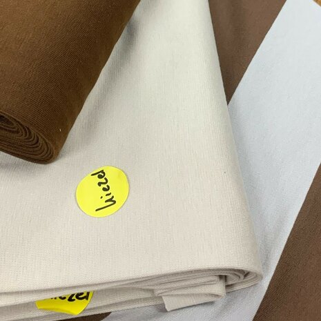 bruin-beige strepen frenchterry Qjutiekids met boordstof bruin en kiezel kickenstoffen