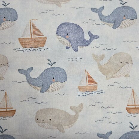 BEEBS katoenen stof &ndash; walvissen print blauwbeige &ndash; Oeko-Tex