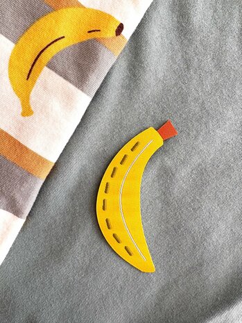 Woven patch Banana