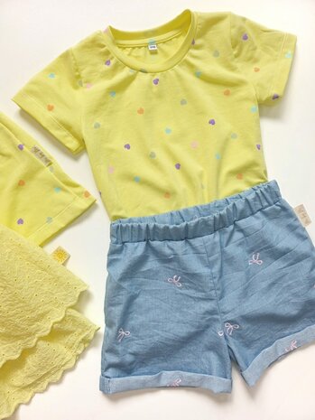 mbym.sewing maakte van onze stof een Tin tin short en en Esther en Ebbe shirt (1)