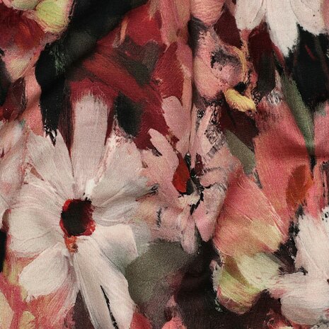 Poppy French Terry Digital &ndash; Bloemen Claypink  Deze prachtige French Terry van Poppy heeft een rijke bloemenprint in war