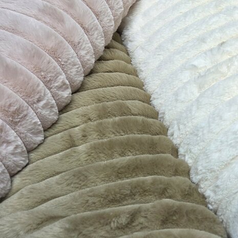 Imitatie bont stof &ndash; Zachte faux fur voor jasjes, plaids en hondenkussens