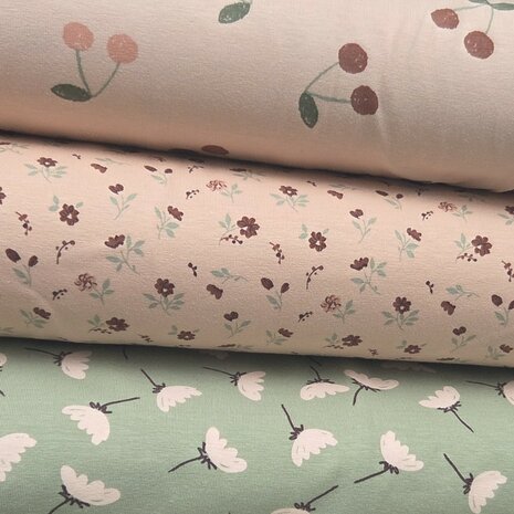 kersen en abstracte bloem en bloemetjes tricot kickenstoffen